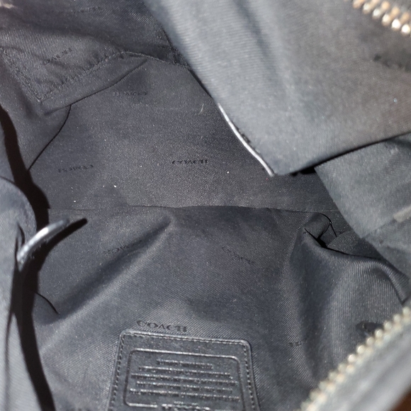 Authentic Coach Cross Body Bag - Picture 5 of 5